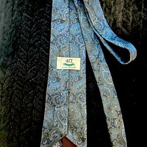Van Heusen Blue Black Gray 100% Silk Men’s Neck Tie Made In China
